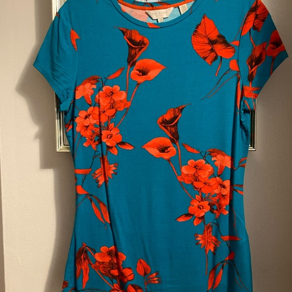 Teal and Red Floral Women's Top - Picture 3 of 8
